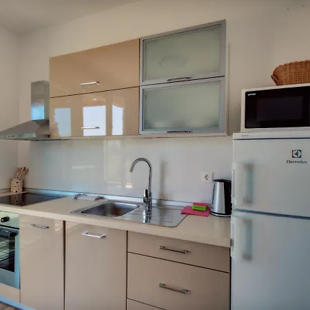 Anastasia Apartment, Apartment